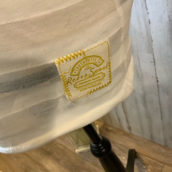 Minnesota Vikings sheer striped short sleeve V-Neck. Size M - Picture 2 of 5